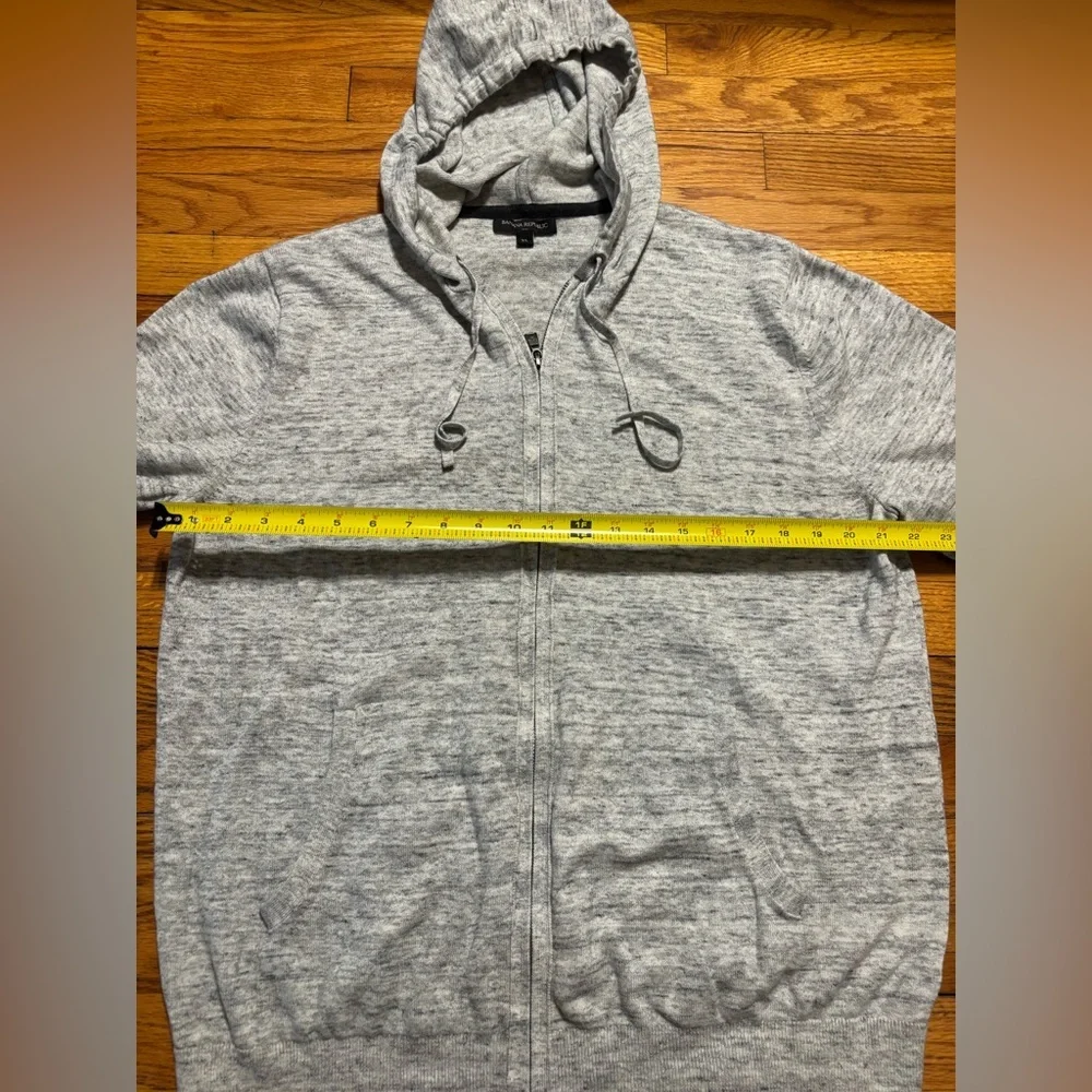 Banana Republic Gray Zip-Up Men's Sweater